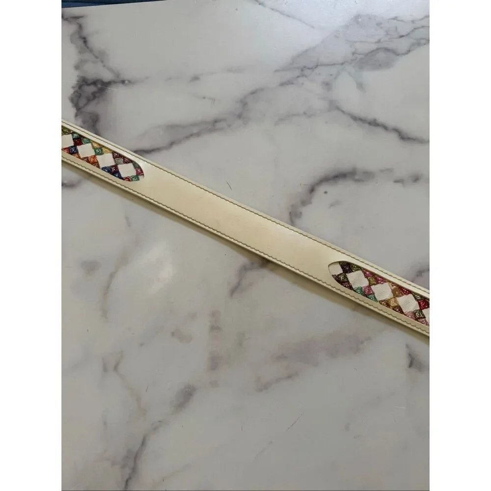 Women’s vintage cottage core belt small cream stitched